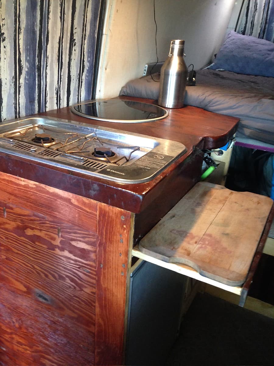 Van kitchen - countertop and storage